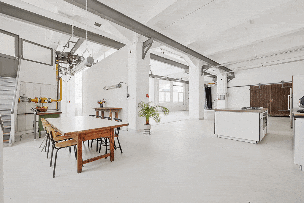 Studio 1